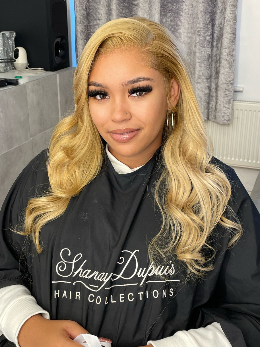 Cuba Golden Blonde Lace Wig Loose Curls 18 Inch | Loose Curl Lace Wig